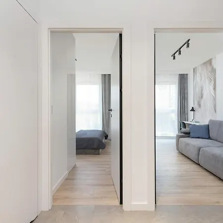 Apartment Nowa Letnica With Balcony & Parking Arena By Renters Danzig