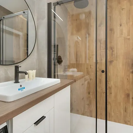 Nowa Letnica With Balcony & Parking Arena By Renters Appartamento *