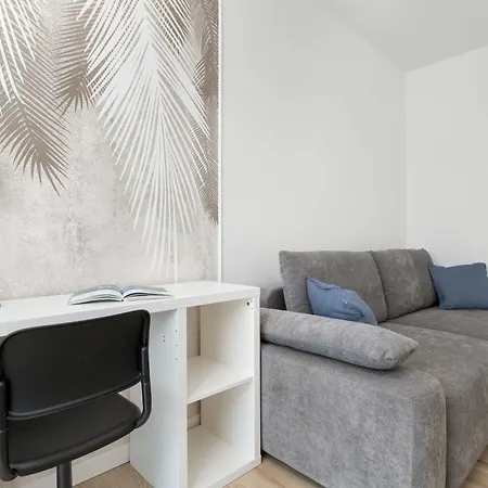 Nowa Letnica With Balcony & Parking Arena By Renters Danzica