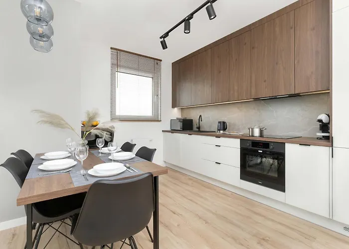 Nowa Letnica With Balcony&parking Arena By Renters Gdańsk