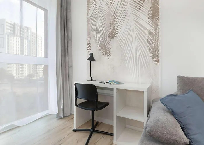 Nowa Letnica With Balcony & Parking Arena By Renters Апартаменты Гданьск